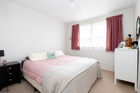 Photo of property in 32 Mahana Road, Ngatea, 3503