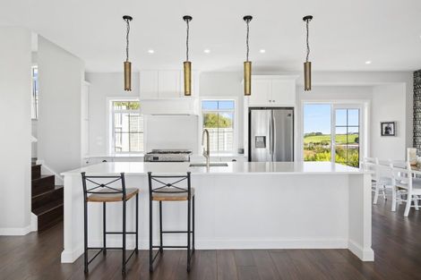 Photo of property in 56 Lisle Farm Drive, Pukekohe, 2120