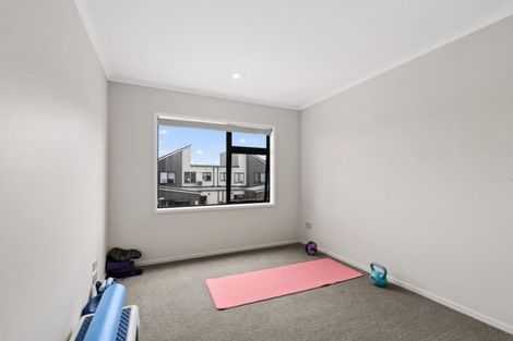 Photo of property in 24 Tuatua Road, Hobsonville, Auckland, 0616