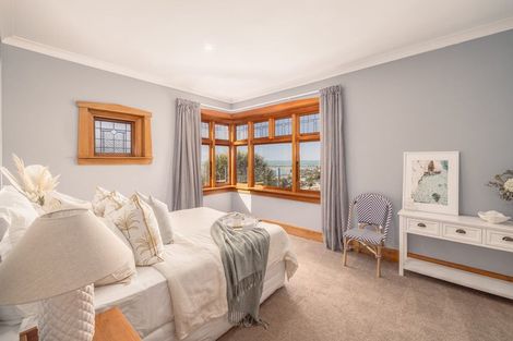 Photo of property in 94 Mount Pleasant Road, Mount Pleasant, Christchurch, 8081