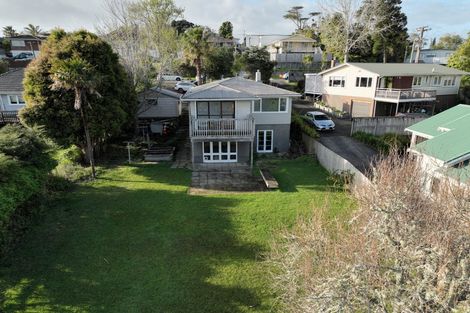 Photo of property in 9 Acacia Road, Torbay, Auckland, 0632