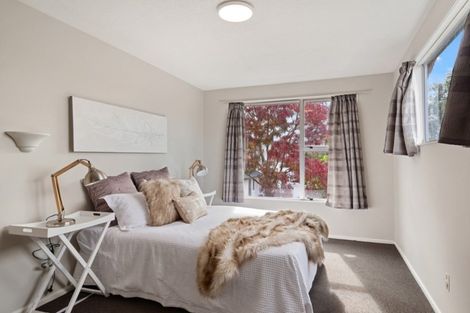 Photo of property in 2/4 Kotare Street, Fendalton, Christchurch, 8041