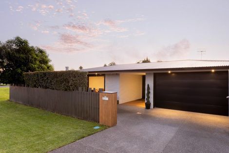 Photo of property in 25 Burrows Street, Tauranga South, Tauranga, 3112