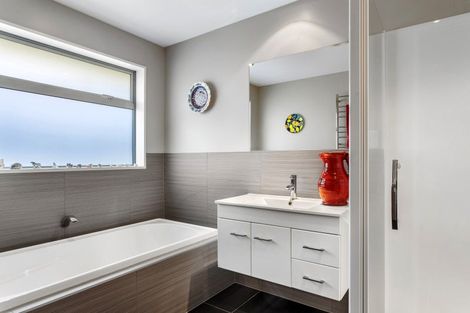 Photo of property in 20 Churchill Drive, Rangiora, 7400