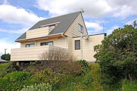 Photo of property in 15 Dixie Street, Te Horo Beach, Otaki, 5581