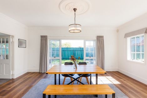 Photo of property in 6 Nicolas Lane, West End, Palmerston North, 4410