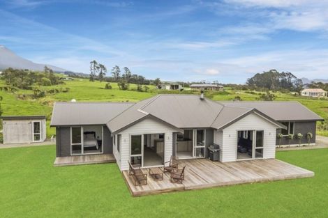 Photo of property in 1258 Frankley Road, Hurworth, New Plymouth, 4371