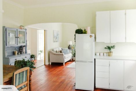 Photo of property in 33 Kiwi Street, Alicetown, Lower Hutt, 5010