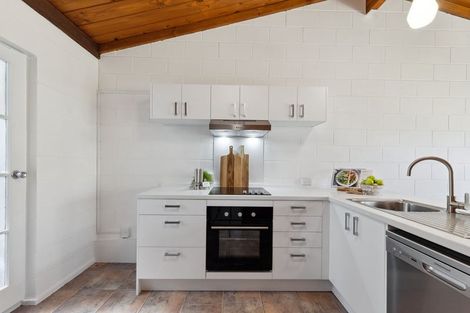 Photo of property in 28a Mclean Street, Strandon, New Plymouth, 4312