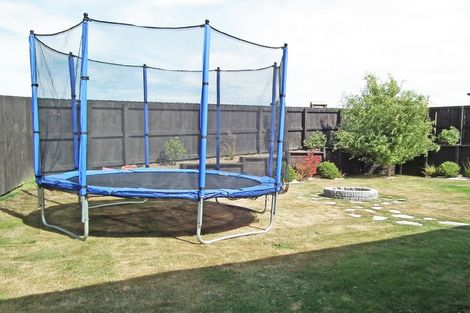 Photo of property in 17 Blue Stone Drive, Waiareka Junction, Oamaru, 9401