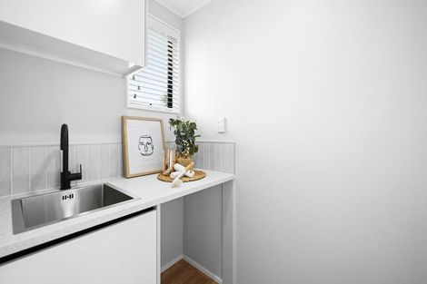 Photo of property in 13b Hockin Place, Fairfield, Hamilton, 3214