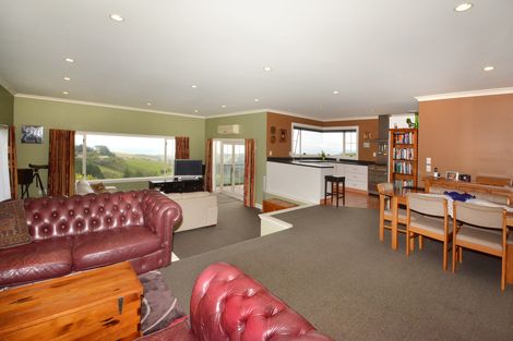 Photo of property in 10 Hilton Road, Highcliff, Dunedin, 9013