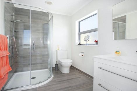 Photo of property in 27 Waitaria Terrace, Aotea, Porirua, 5024