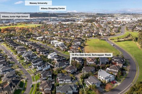 Photo of property in 13 Pin Oak Drive, Schnapper Rock, Auckland, 0632