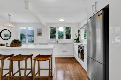 Photo of property in 10 Tasman Street, Vogeltown, New Plymouth, 4310