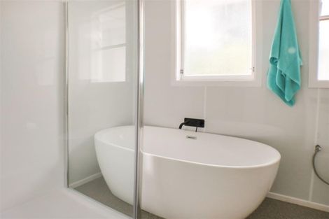 Photo of property in 40 Thomas Crescent, Western Heights, Rotorua, 3015