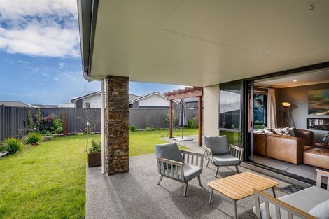 Photo of property in 23 Gee Place, Taradale, Napier, 4112