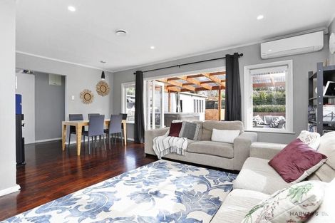 Photo of property in 88 Arimu Road, Papakura, 2110