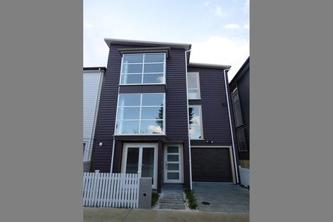 Photo of property in 28 Nephrite Lane, Henderson, Auckland, 0610