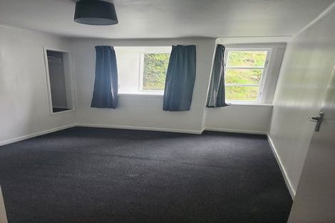 Photo of property in 1 Baring Street, Oriental Bay, Wellington, 6011