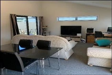 Photo of property in 1a Gregory Grove, Clive, 4102