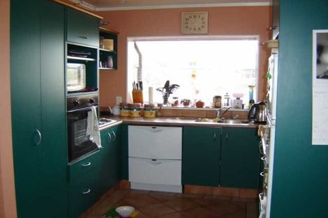 Photo of property in 23 Beach Haven Place, Paraparaumu Beach, Paraparaumu, 5032