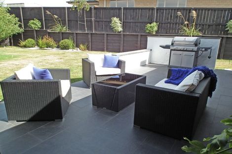 Photo of property in 17 Blue Stone Drive, Waiareka Junction, Oamaru, 9401