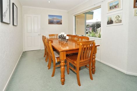 Photo of property in 48 Spinnaker Drive, Flagstaff, Hamilton, 3210