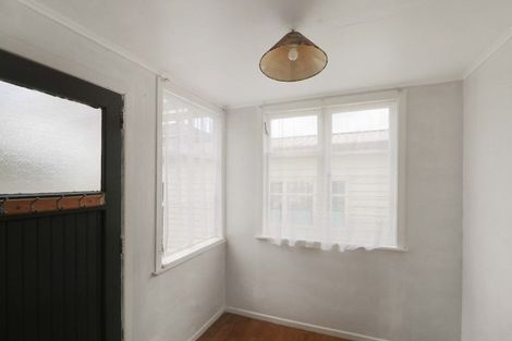 Photo of property in 218 Naenae Road, Naenae, Lower Hutt, 5011