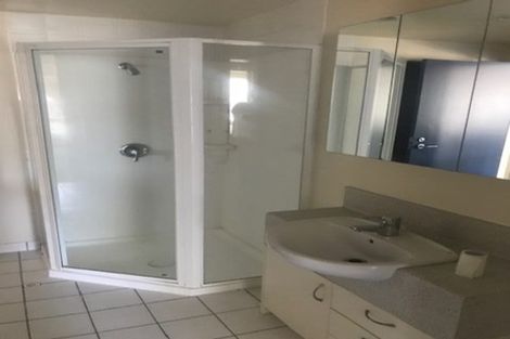 Photo of property in Terrace Heights Apartments, 9b/163 The Terrace, Wellington Central, Wellington, 6011