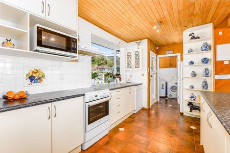 Photo of property in 3 Glen Alice Grove, Naenae, Lower Hutt, 5011