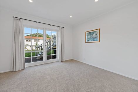 Photo of property in 1/25 James Evans Drive, Northcote, Auckland, 0627