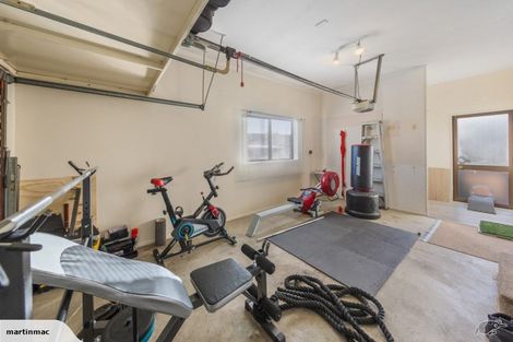 Photo of property in 1/79 Aberfeldy Avenue, Highland Park, Auckland, 2010