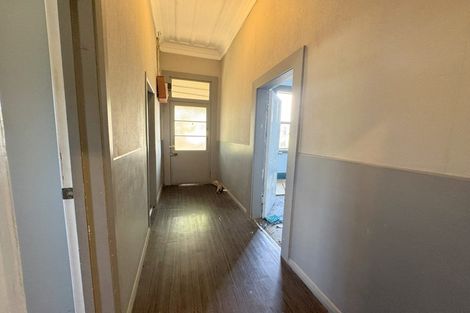 Photo of property in 25 Mccallum Street, Dannevirke, 4930