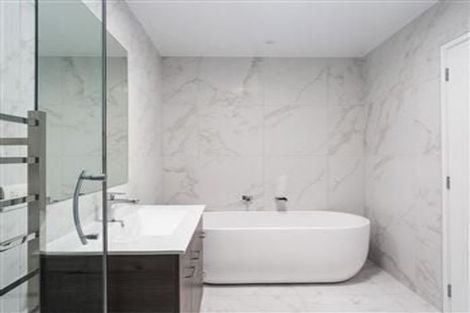 Photo of property in 2b Makura Road, Long Bay, Auckland, 0630