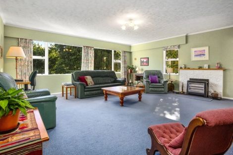 Photo of property in 55 Saint Johns Terrace, Tawa, Wellington, 5028