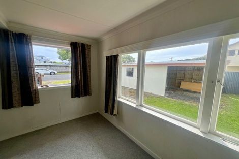 Photo of property in 2 School Road, Whitianga, 3510