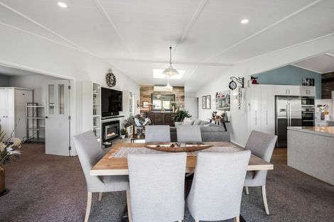 Photo of property in 17 Pukeko Way, Kinloch, Taupo, 3377