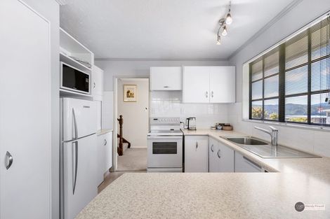 Photo of property in 3a Panorama Grove, Harbour View, Lower Hutt, 5010