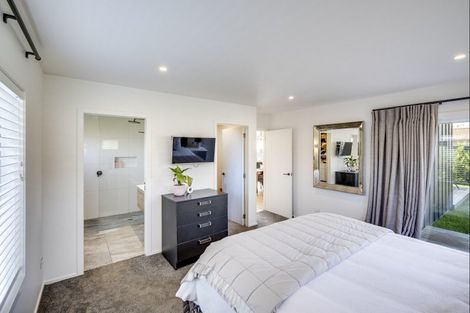 Photo of property in 66a Murphy Road, Taradale, Napier, 4112