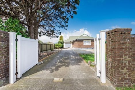 Photo of property in 50 Walton Road, Paraparaumu Beach, Paraparaumu, 5032