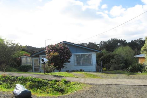 Photo of property in 14 Northfield Road, Waitakere, Auckland, 0816