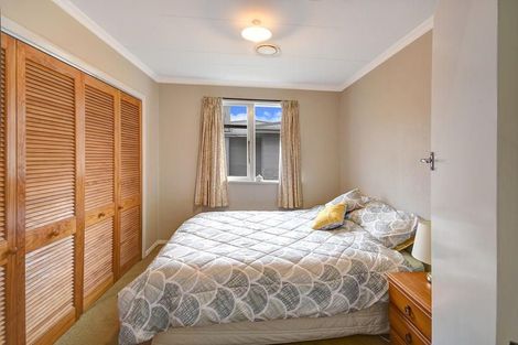 Photo of property in 3 Elwyn Crescent, Green Island, Dunedin, 9018