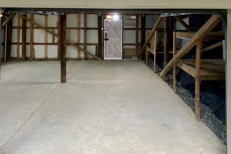 Photo of property in 1/24 Barbados Drive, Unsworth Heights, Auckland, 0632