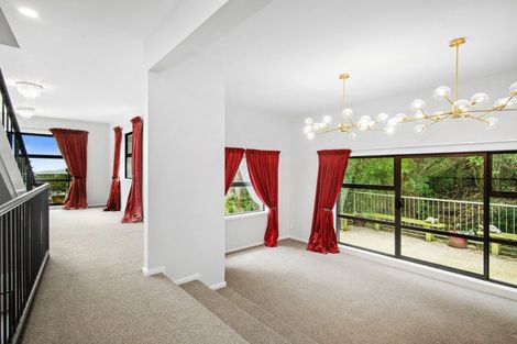 Photo of property in 8 Nepal Place, Khandallah, Wellington, 6035