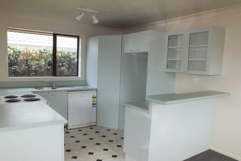 Photo of property in 12 Rustic Lane, Spreydon, Christchurch, 8024