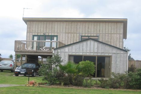 Photo of property in 614 Matarangi Drive, Matarangi, Whitianga, 3592