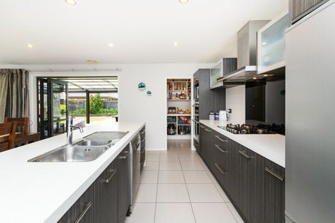 Photo of property in 45 Liberty Grove, Kelvin Grove, Palmerston North, 4414