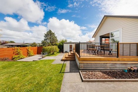 Photo of property in 32 Milton Street, Roslyn, Palmerston North, 4414