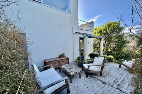 Photo of property in 15/18 Parr Terrace, Castor Bay, Auckland, 0620